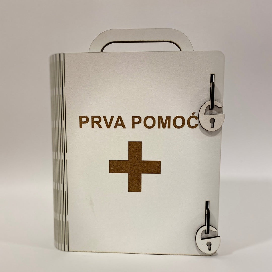 Prva Pomoć - kutija sa flašom