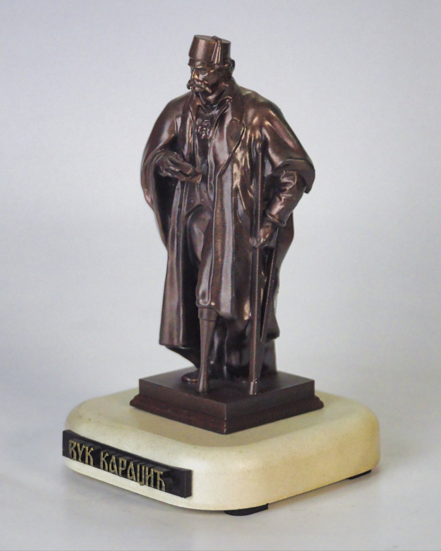 Statua Vuka Karadžića