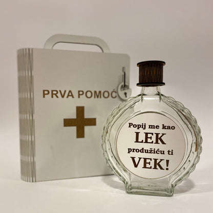 Prva Pomoć - kutija sa flašom