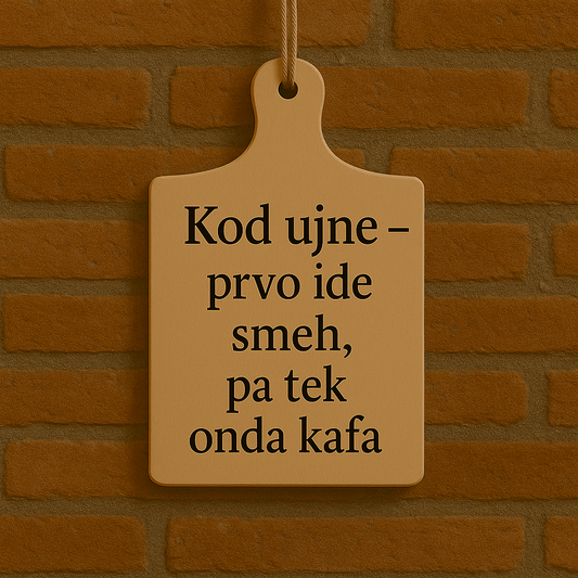 Ujnin osmeh