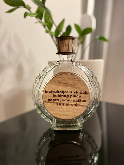 Flaša sa personalizovanim tekstom