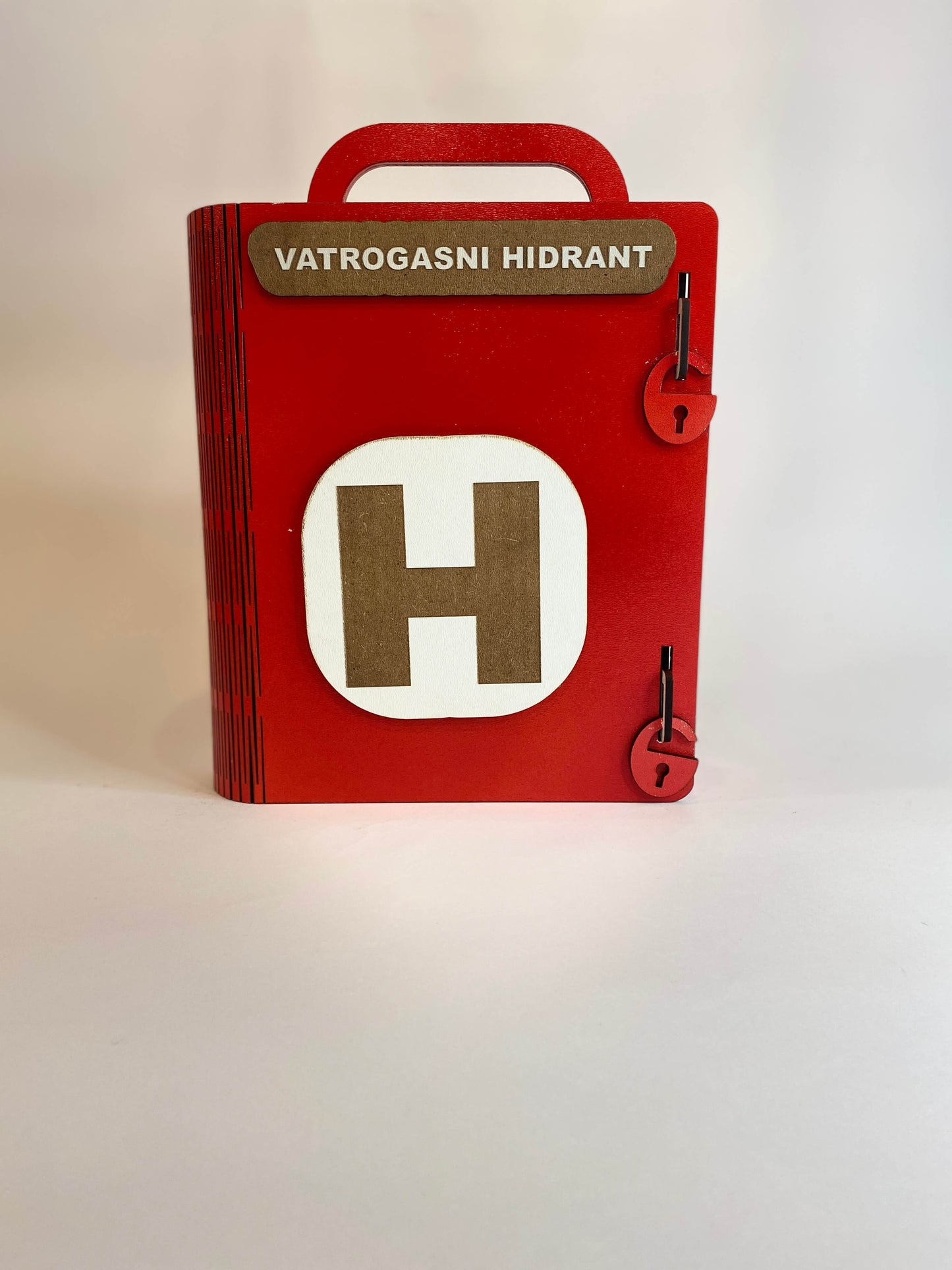 Vatrogasni hidrant - kutija i flaša