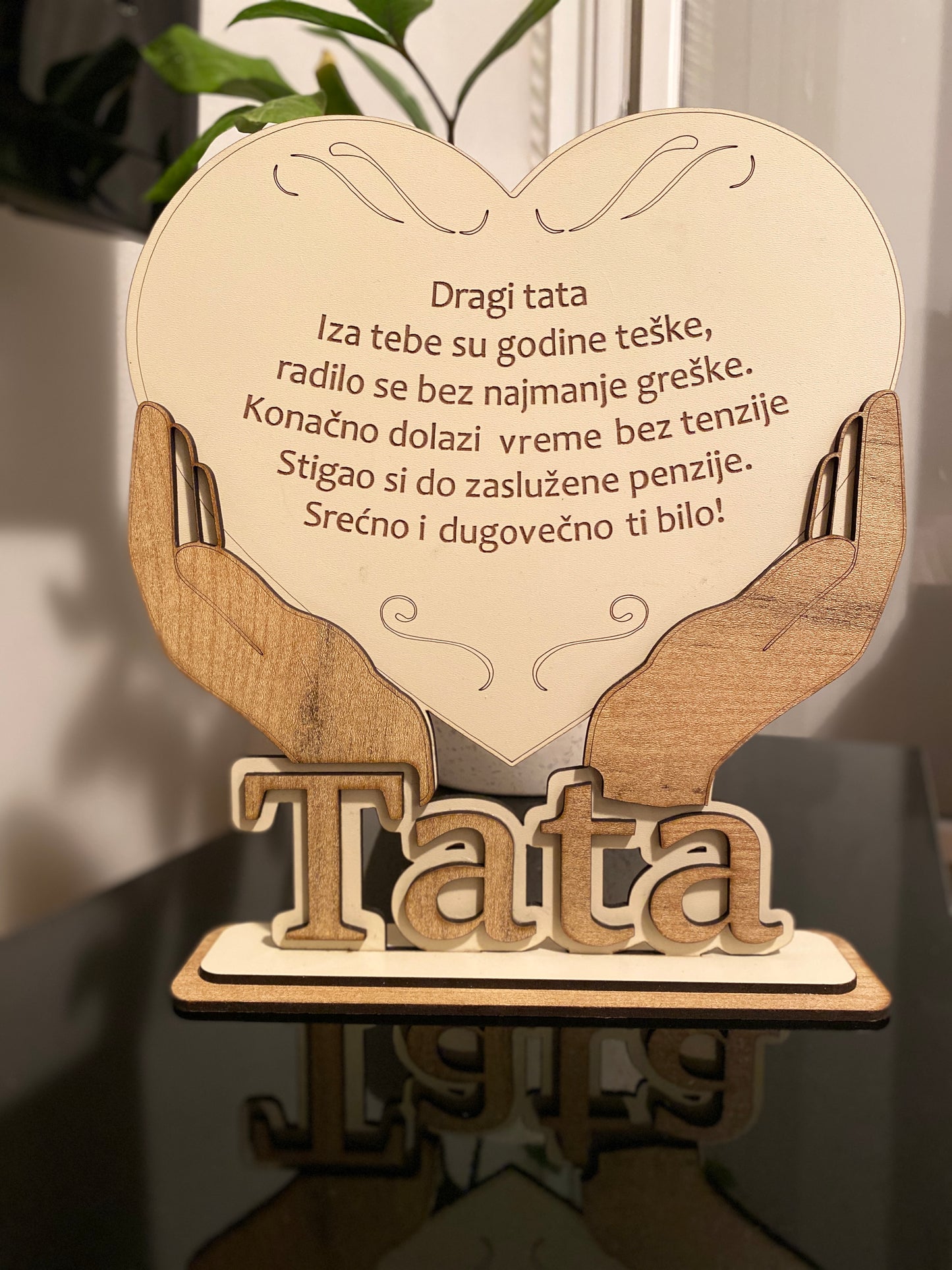 Ukrasni stalak - tata