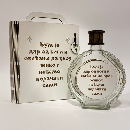 Kum je dar od boga - kutija sa flašom