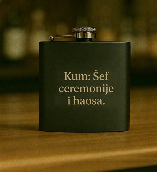 Kum: Šef ceremonije i haosa